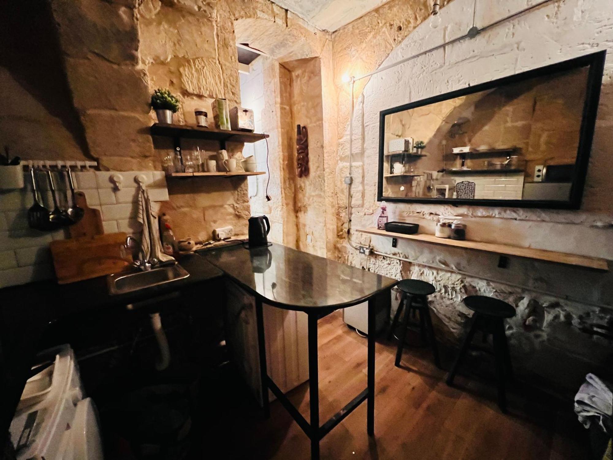 Appartement Charming Townhouse Prime Area La Valette Extérieur photo