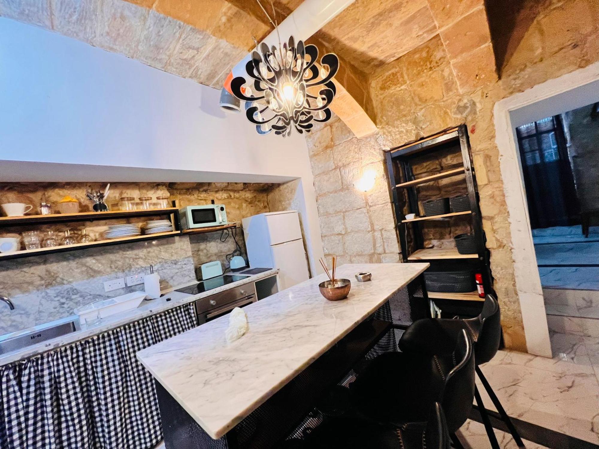 Appartement Charming Townhouse Prime Area La Valette Extérieur photo